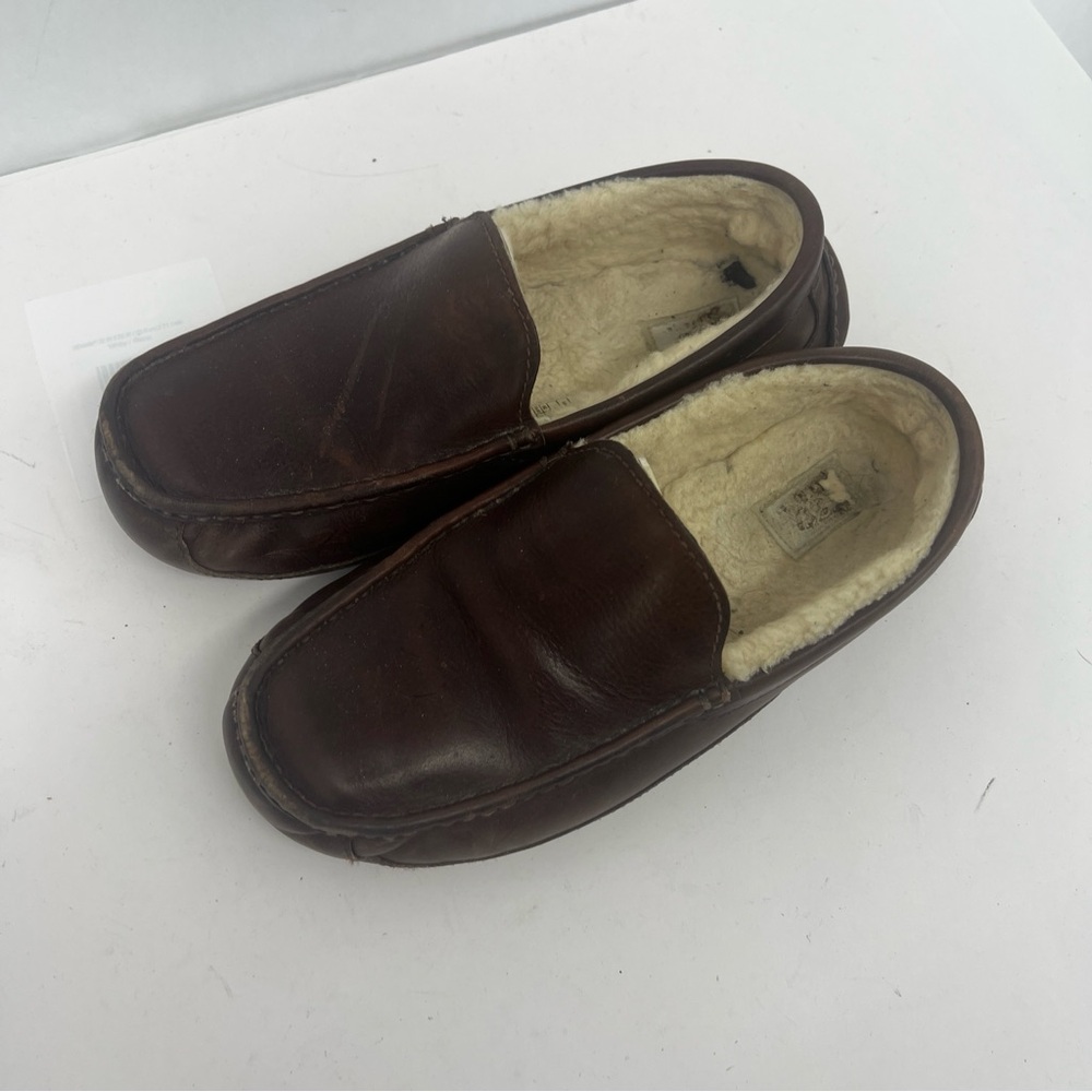 UGG Men's Ascot Dark Brown Leather Slip-Ons Loafers - Picture 3 of 11